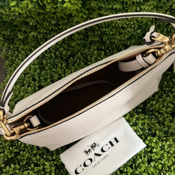 NWT: Authentic Coach Handbag - Picture 2 of 7